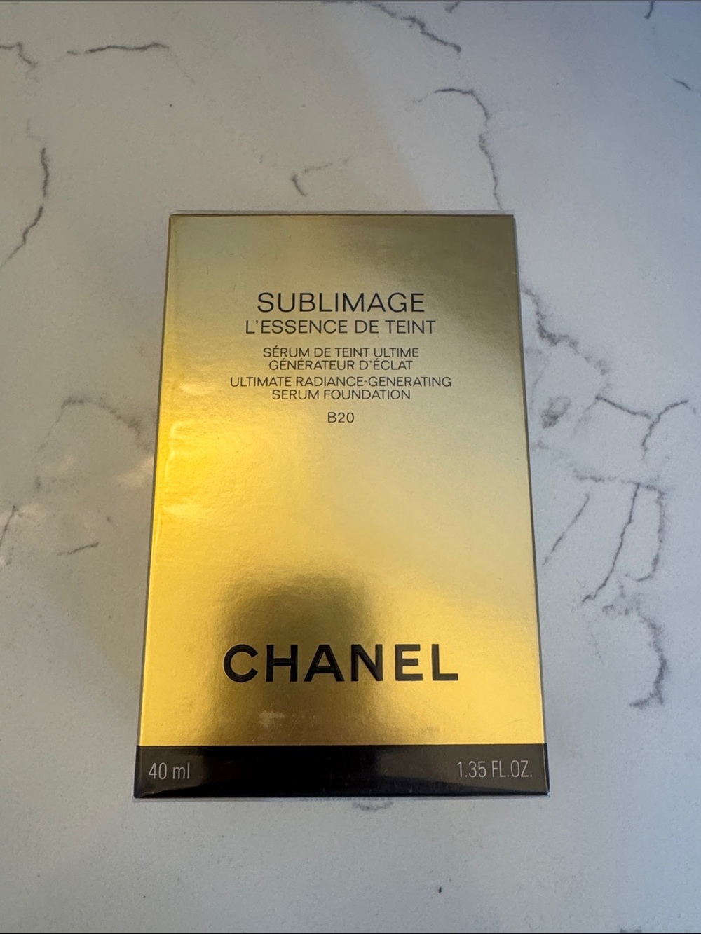 CHANEL Sublimage L'Essence de Teint B20